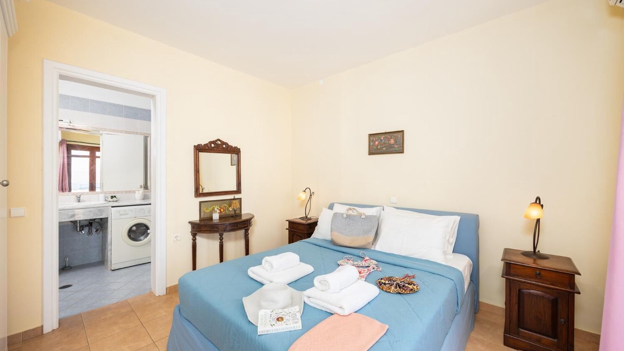 Photo of Bathroom in Plaka