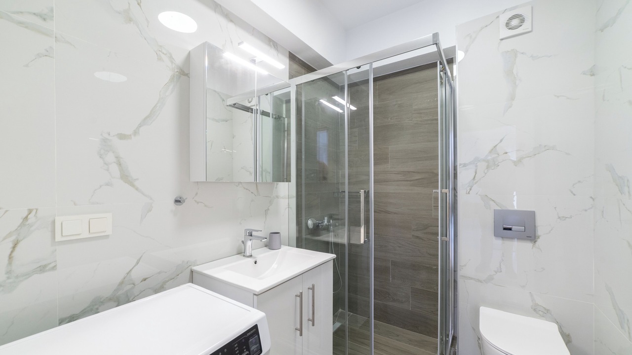 Photo of Bathroom in Paralia Ofryniou