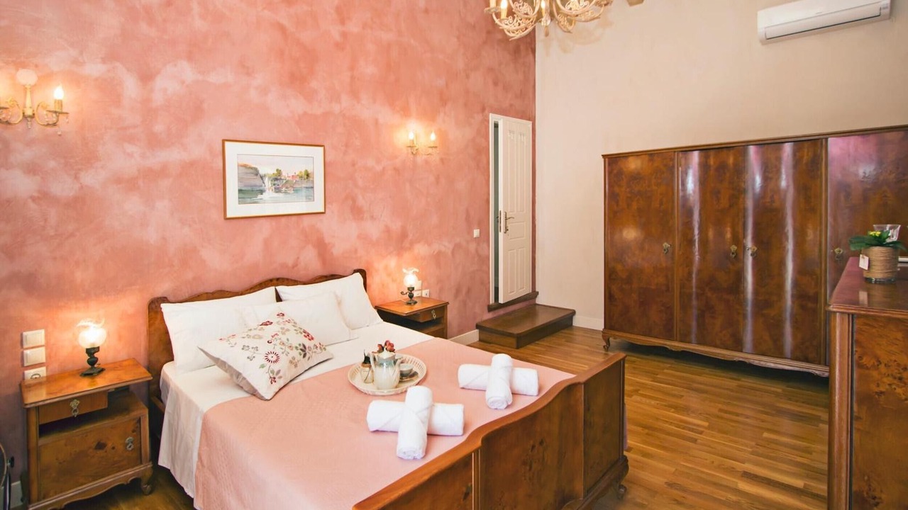 Photo of Bedroom in Chlomos