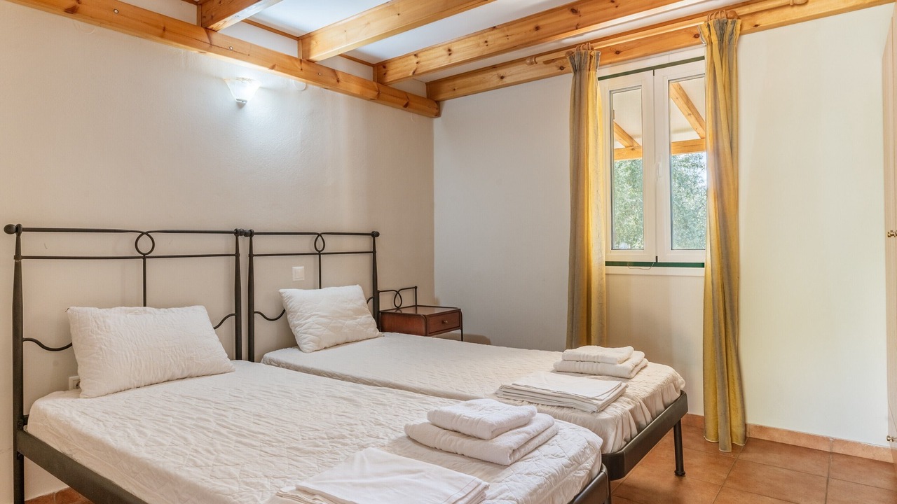 Photo of Bedroom in Astros