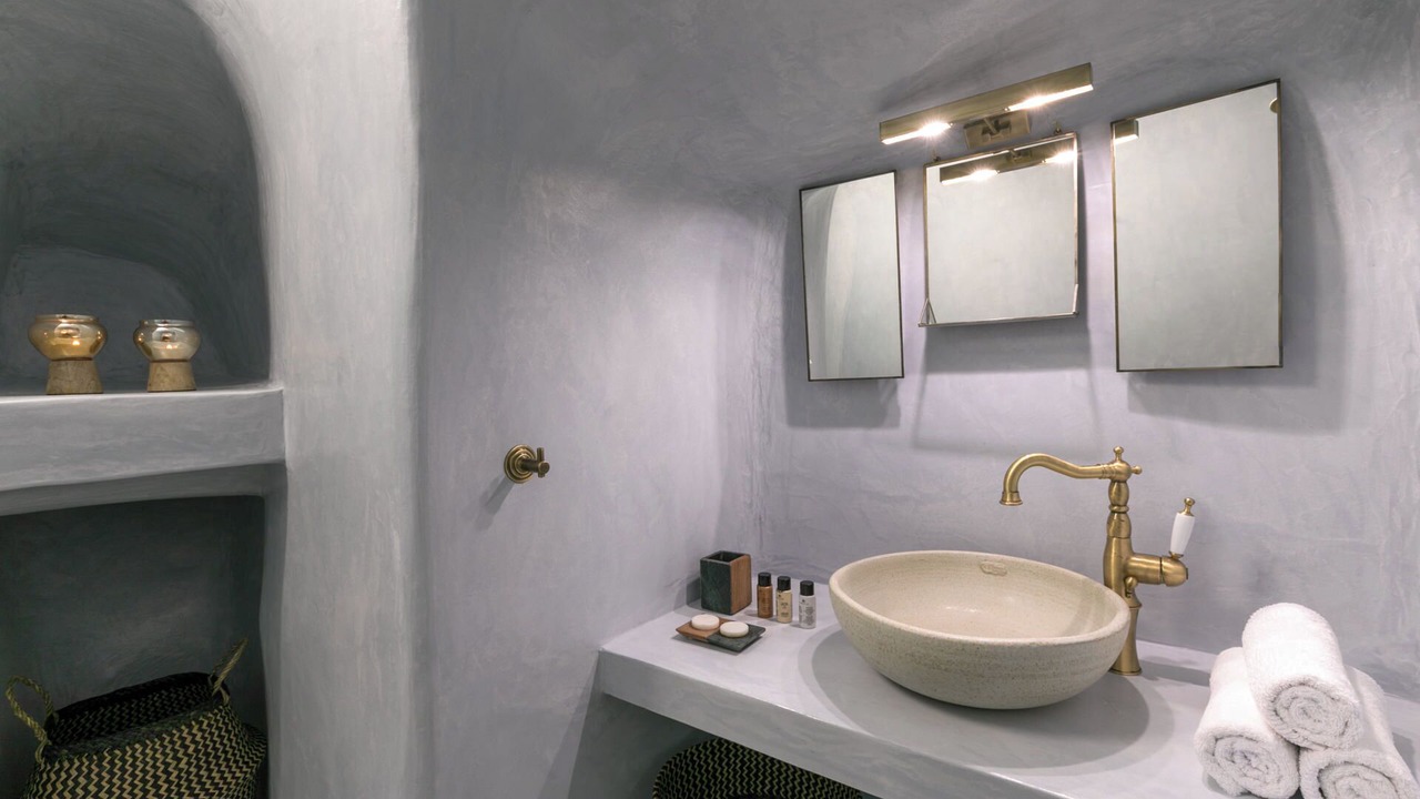 Photo of Bathroom in Oia