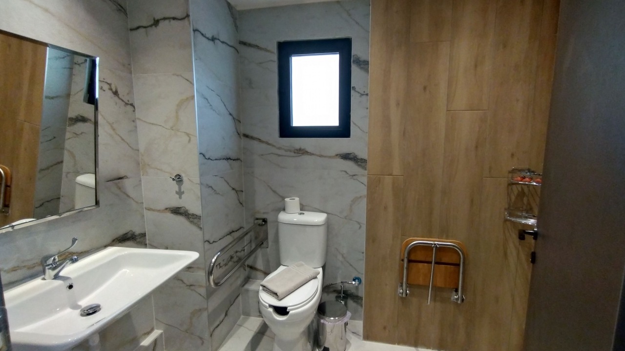 Photo of Bathroom in Vardaris