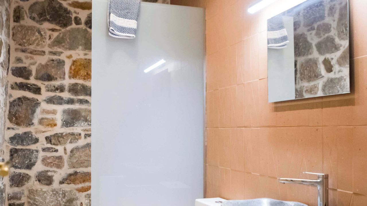 Photo of Bathroom in Olympi