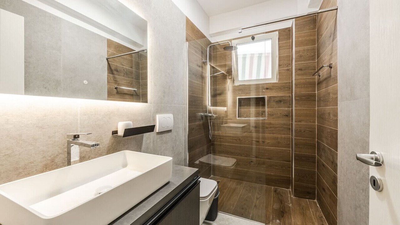 Photo of Bathroom in Golem