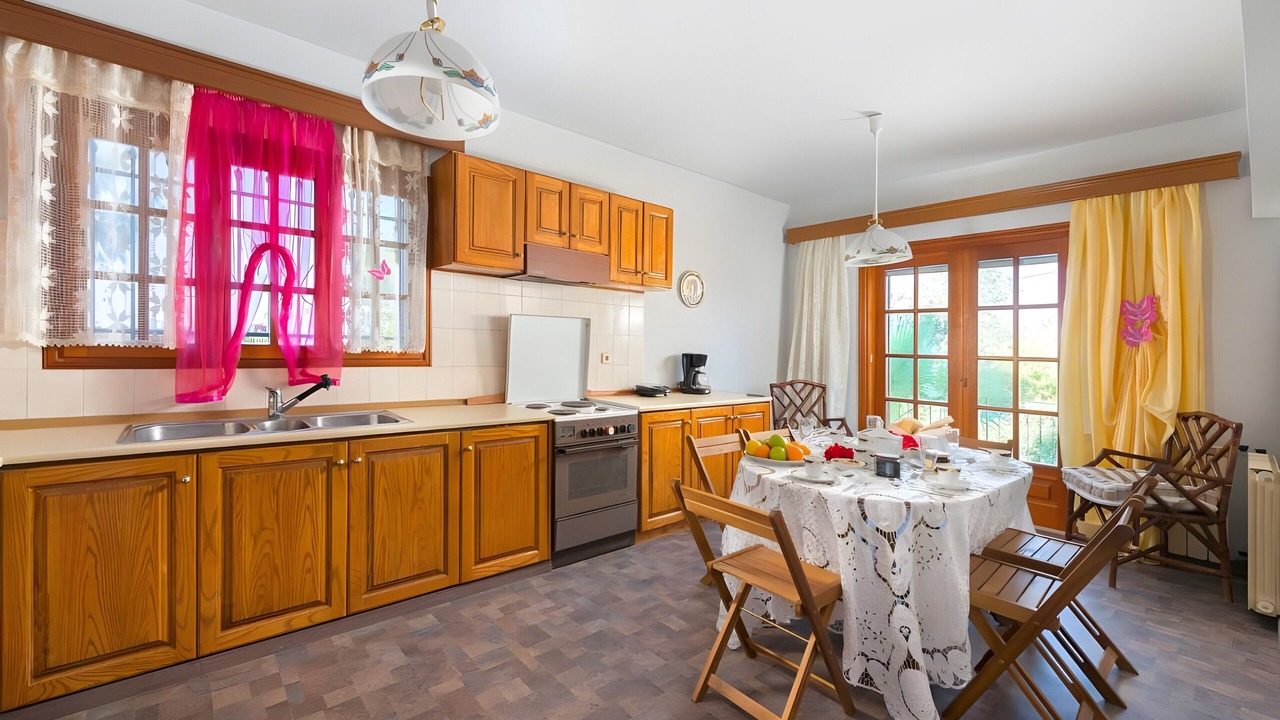 Photo of Kitchen in Kalavarda