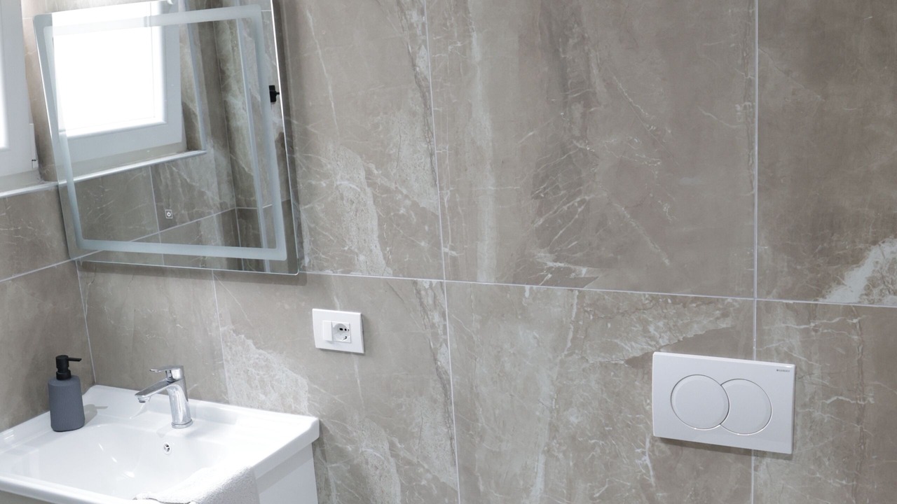 Photo of Bathroom in Golem
