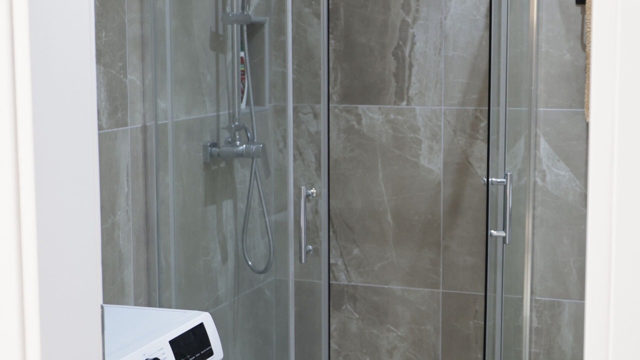 Photo of Bathroom in Golem