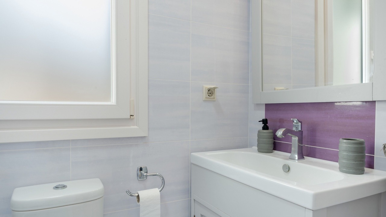 Photo of Bathroom in Ios