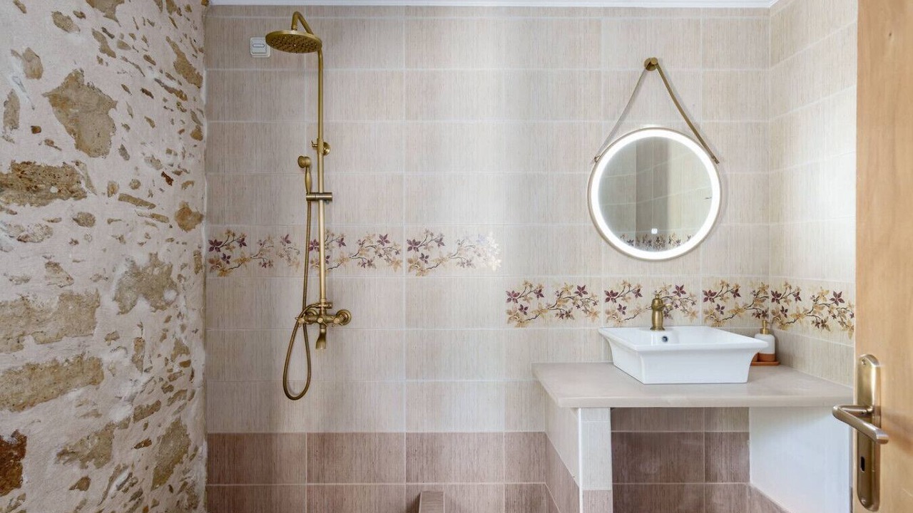Photo of Bathroom in Zouridi