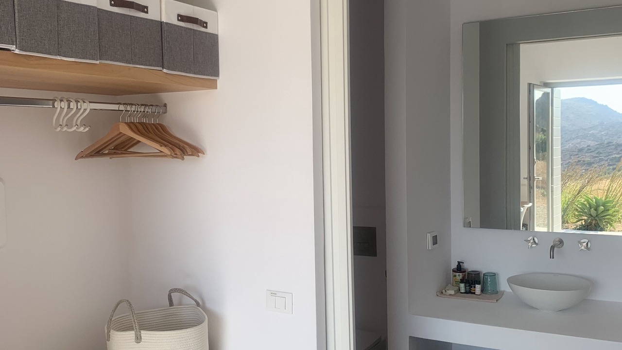 Photo of Bathroom in Tripiti