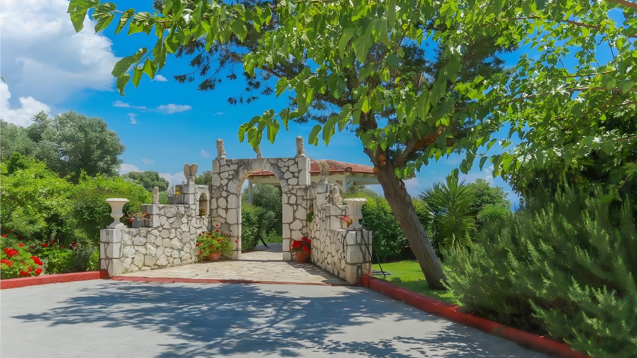Photo of Outdoor in Leivathos