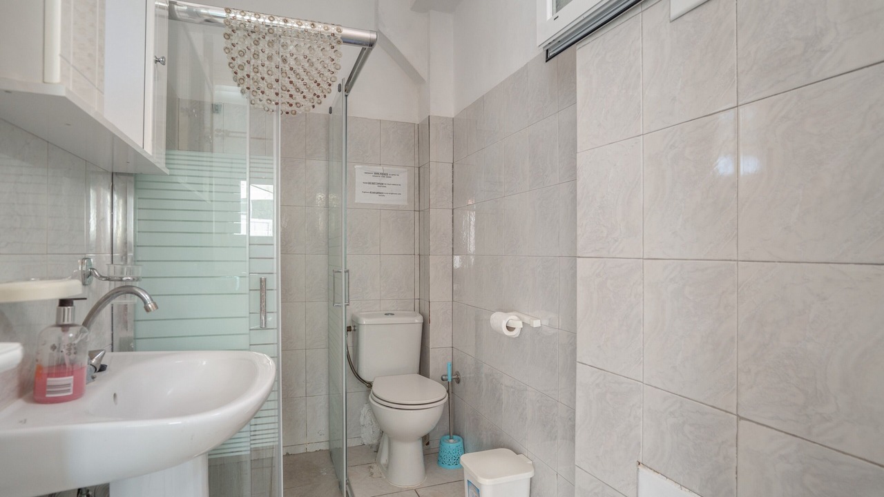 Photo of Bathroom in Leivathos