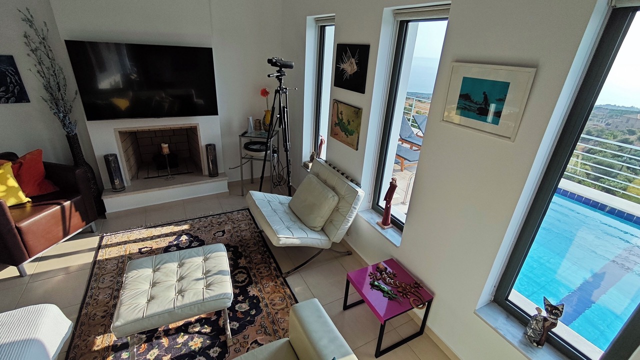 Photo of Livingroom in Lefktron
