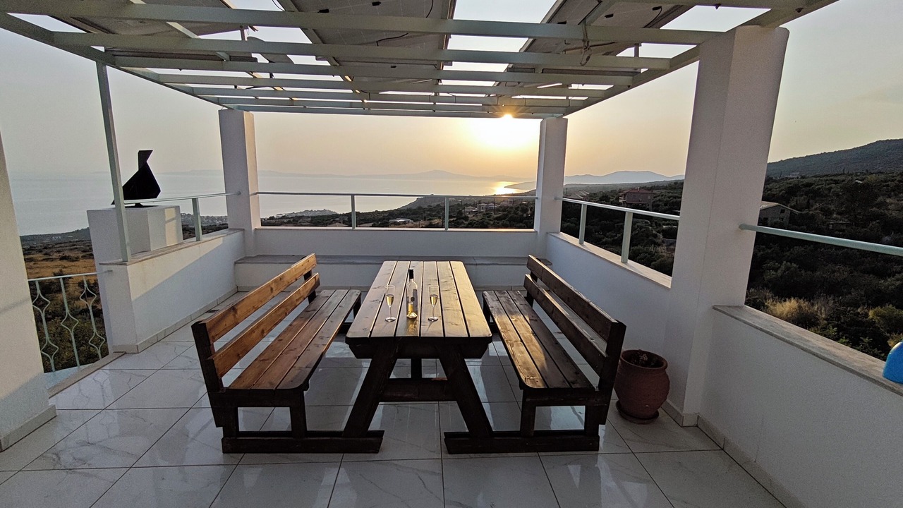 Photo of Outdoor in Lefktron
