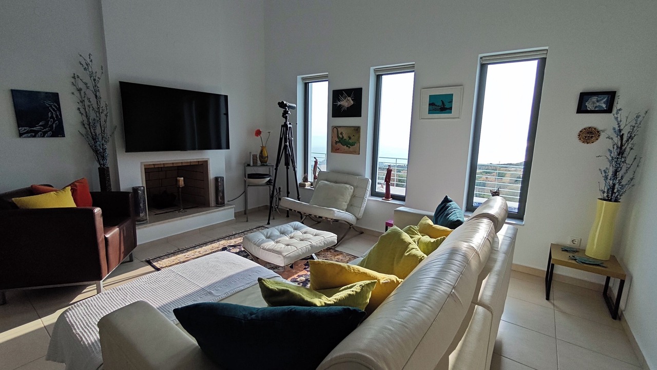 Photo of Livingroom in Lefktron