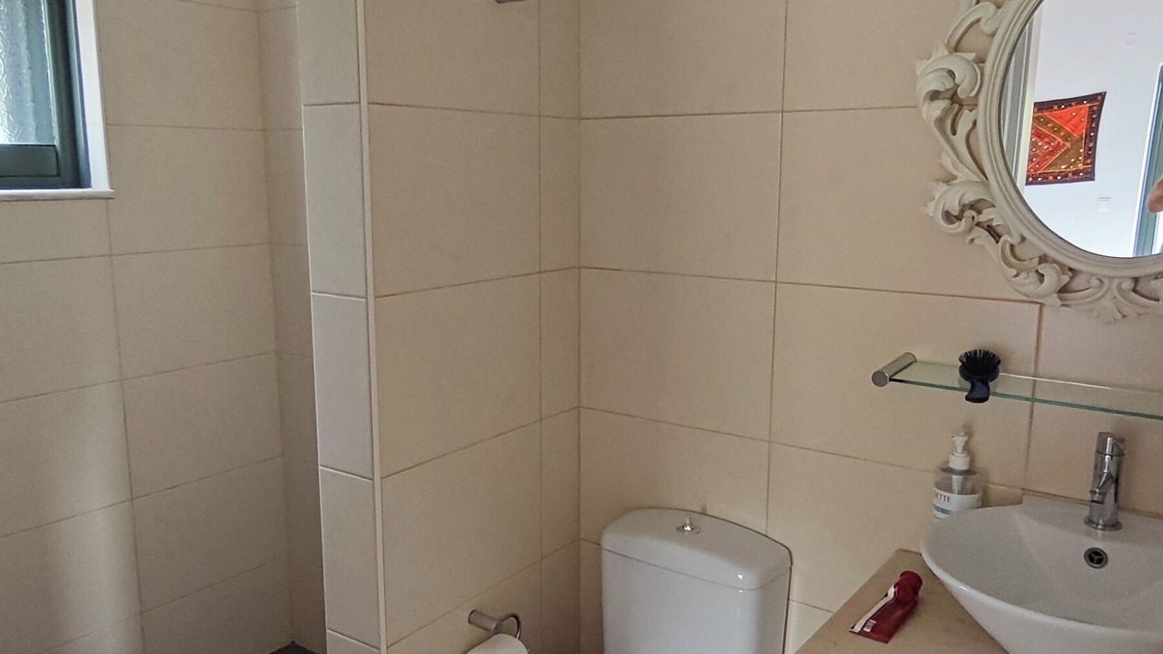 Photo of Bathroom in Lefktron