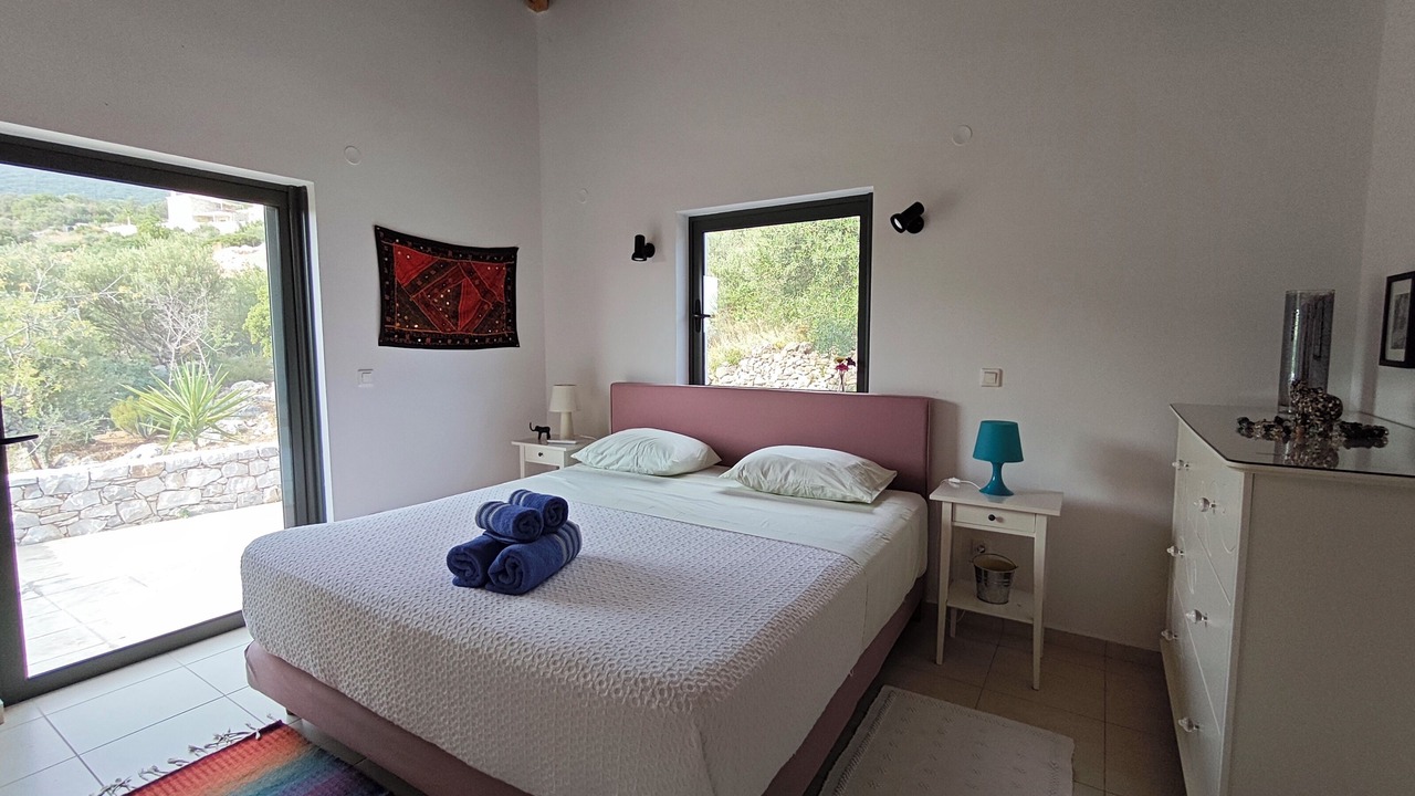 Photo of Bedroom in Lefktron
