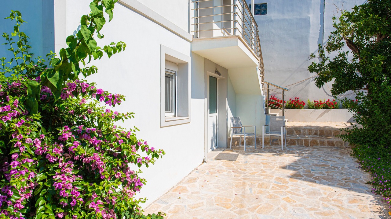 Photo of Patio Balcony in Vournikas