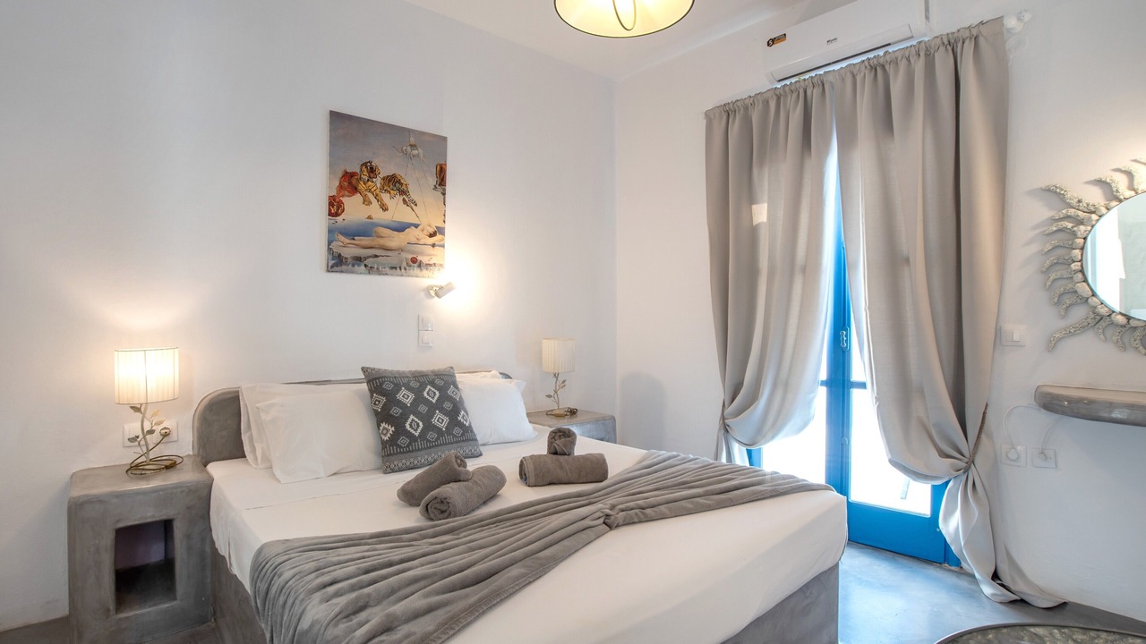 Photo of Bedroom in Perissa