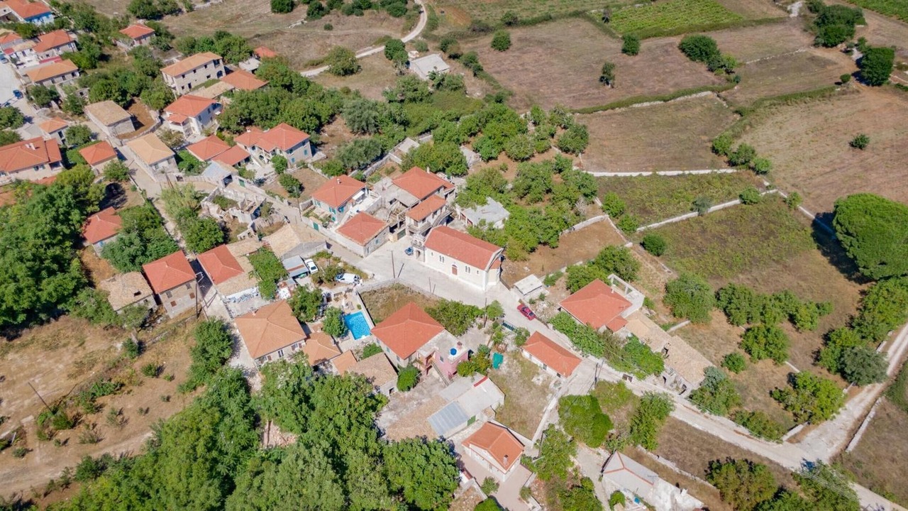 Photo of Outdoor in Loucha