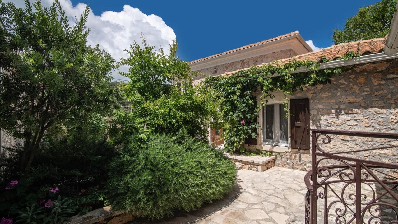 Photo of Outdoor in Loucha