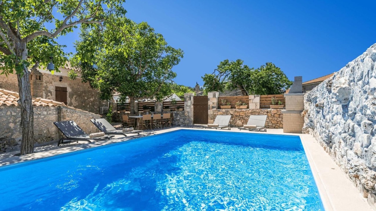 Photo of Outdoor in Loucha