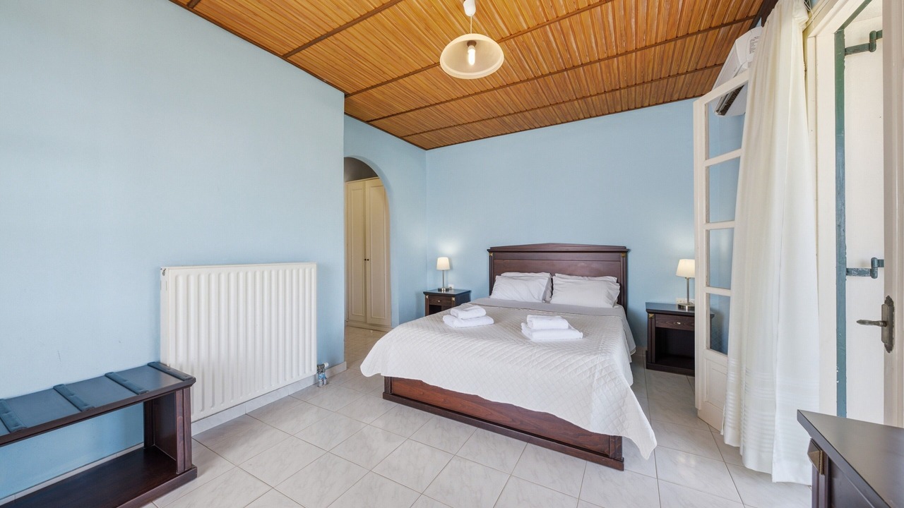 Photo of Bedroom in Apraos