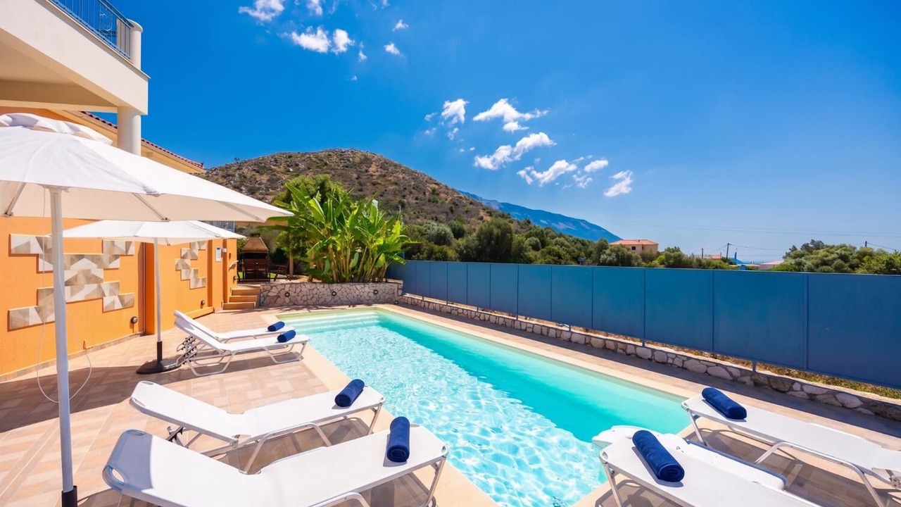 Photo of Outdoor in Karavados