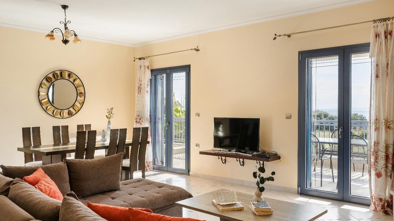 Photo of Livingroom in Karavados