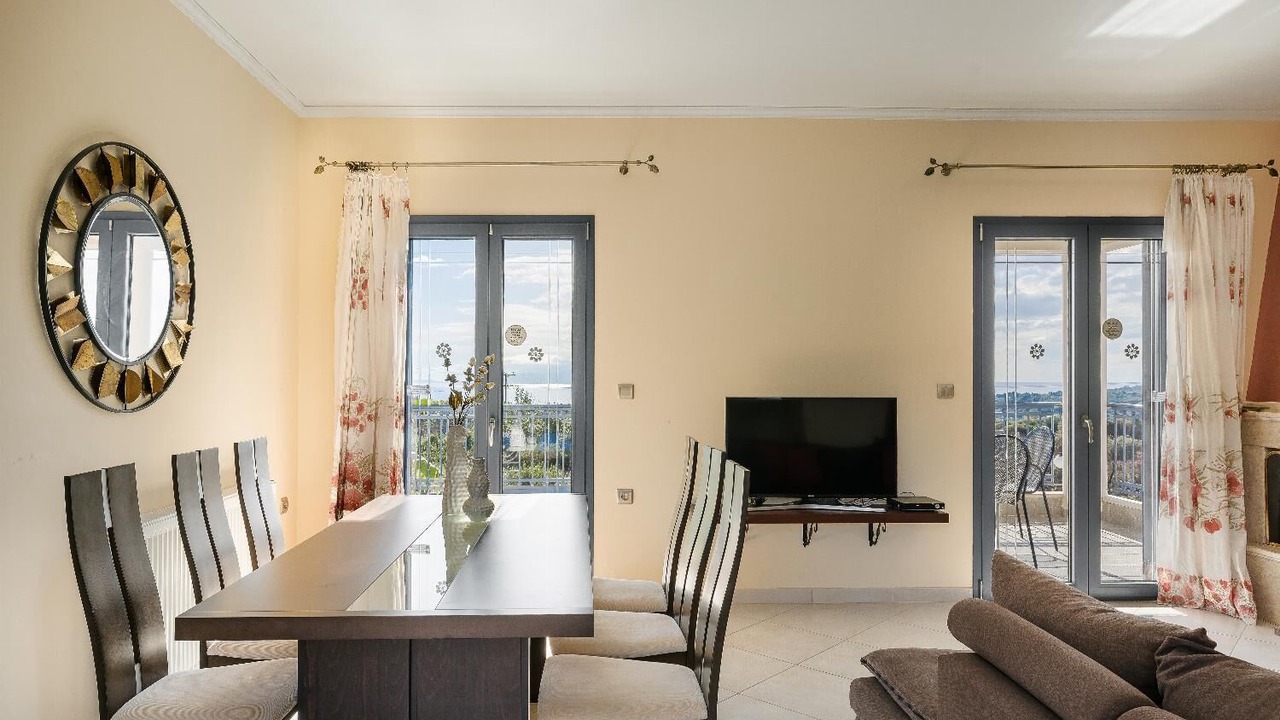 Photo of Livingroom in Karavados