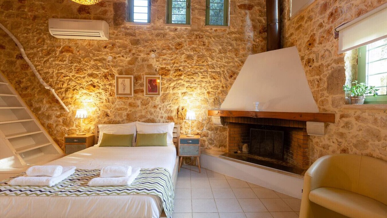 Photo of Bedroom in Atsipópoulon