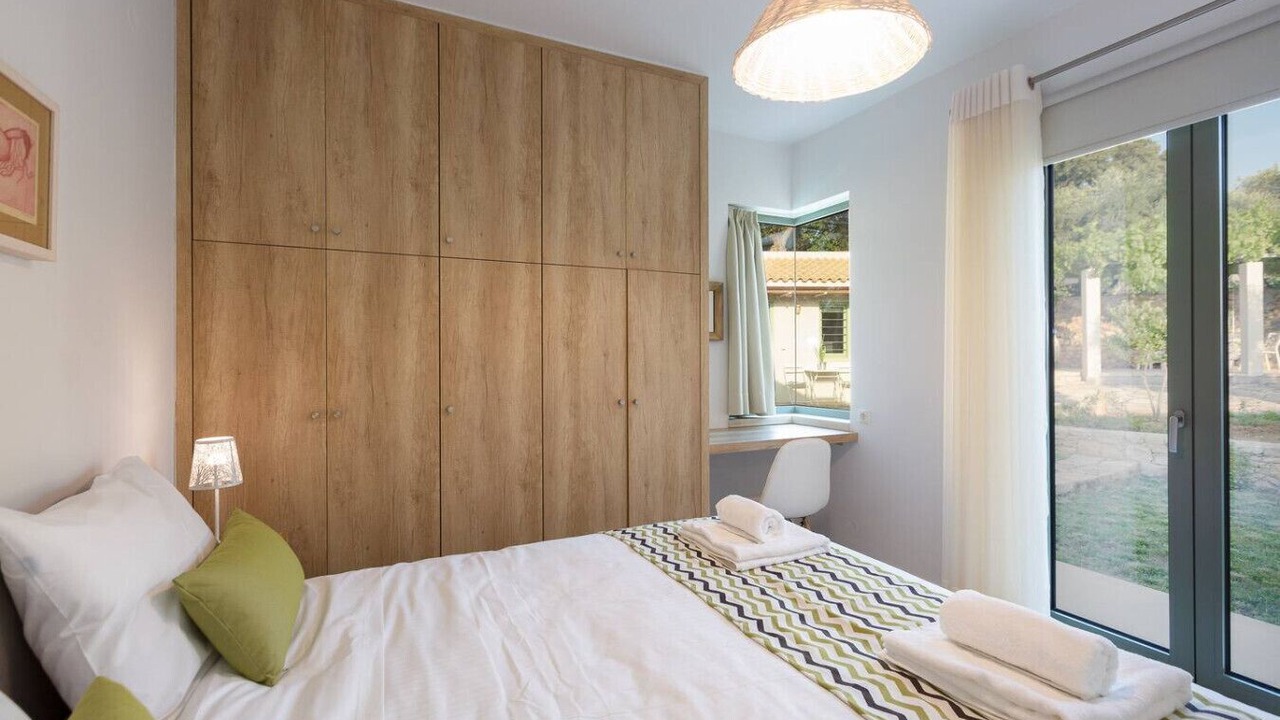 Photo of Bedroom in Atsipópoulon