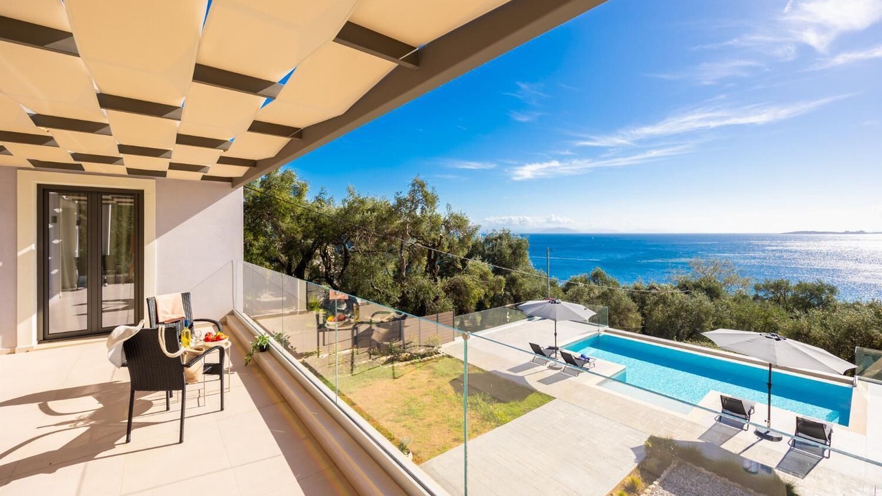 Photo of Patio Balcony in Barbati
