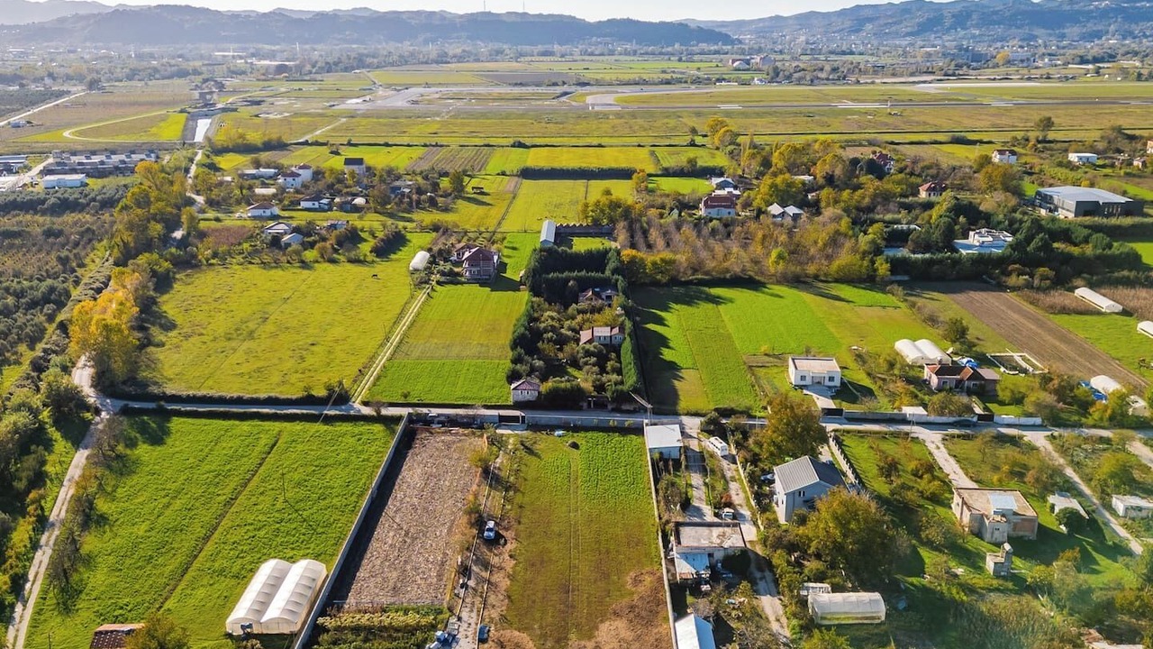 Photo of Outdoor in Qerek
