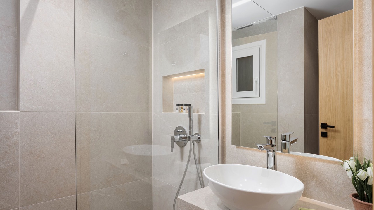 Photo of Bathroom in Makrigianni