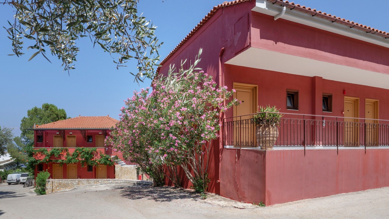 Photo of Outdoor in Melissopetra