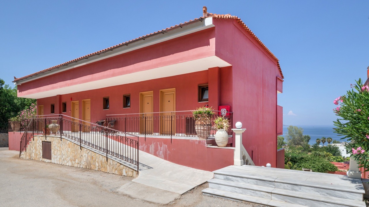 Photo of Outdoor in Melissopetra