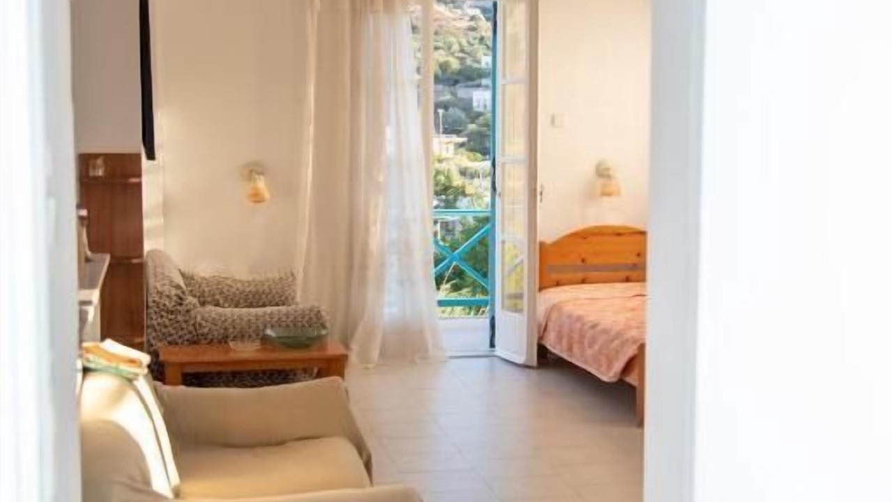 Photo of Bedroom in Kini