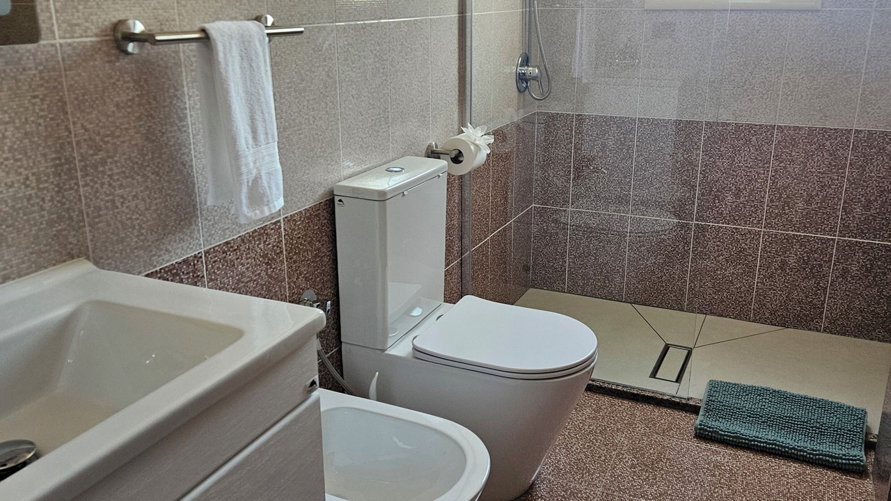 Photo of Bathroom in Tragjas