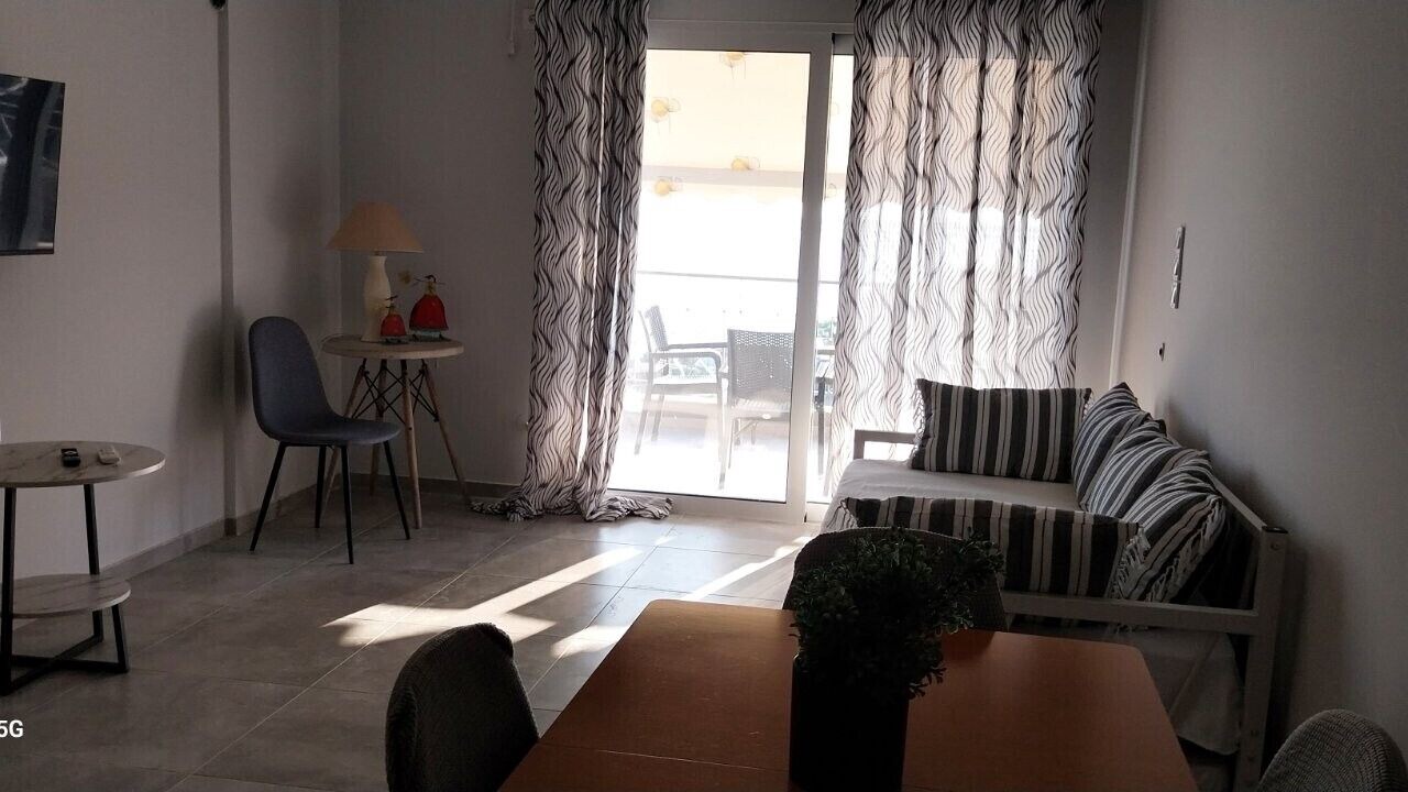 Photo of Livingroom in Menidion