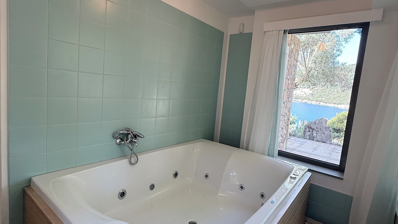 Photo of Bathroom in Evgiros