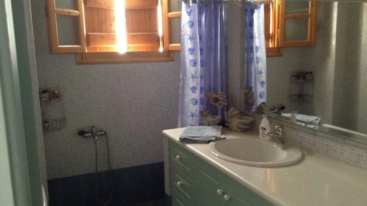 Photo of Bathroom in Naxos