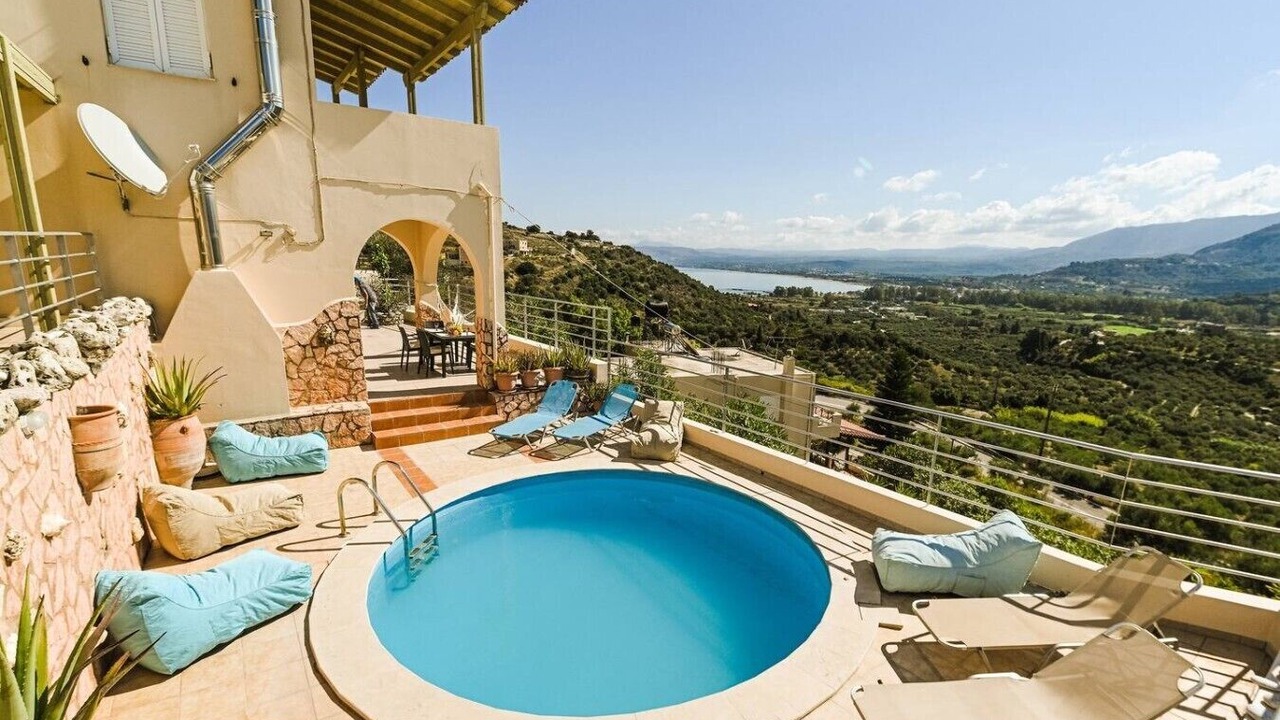 Photo of Outdoor in Exopoli