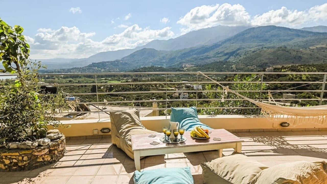 Photo of Outdoor in Exopoli