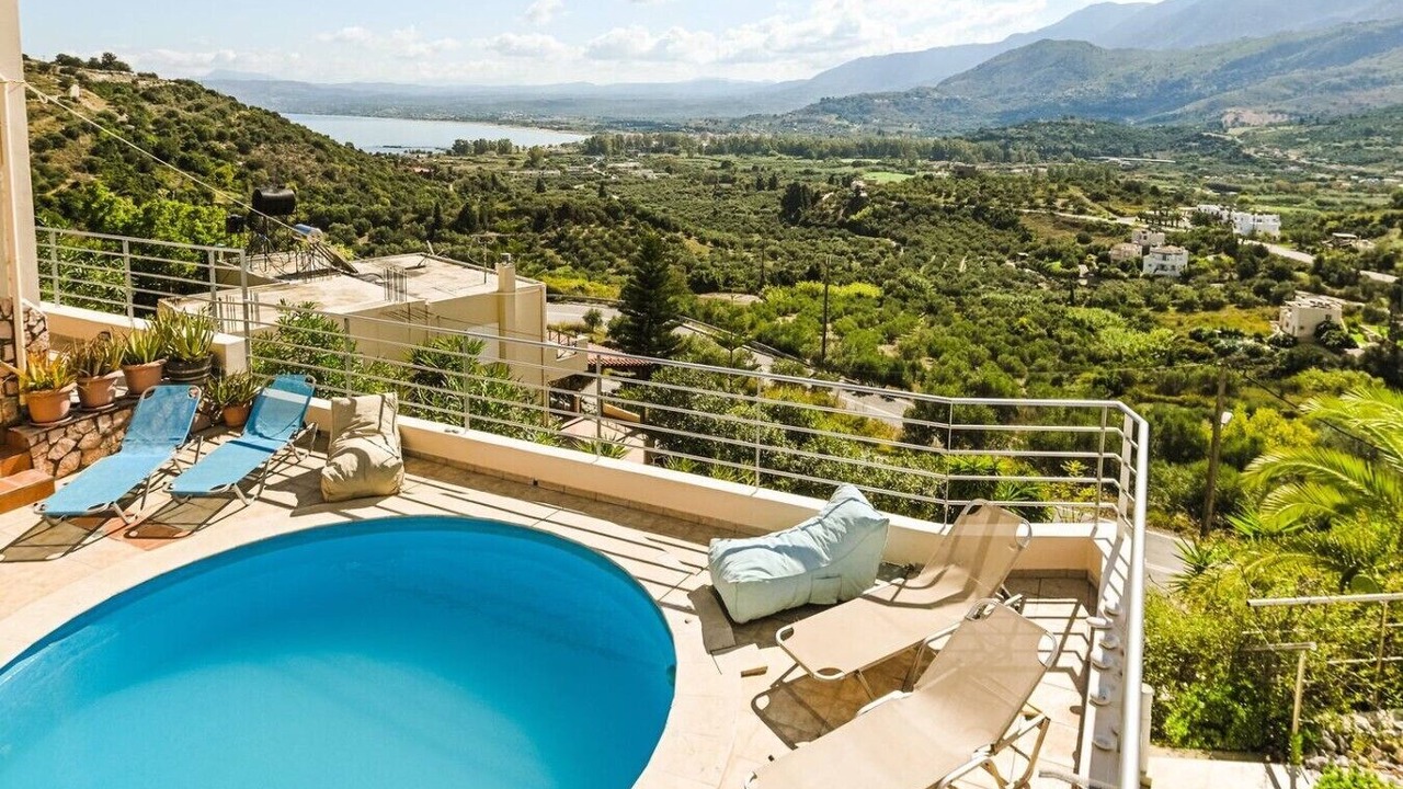Photo of Outdoor in Exopoli