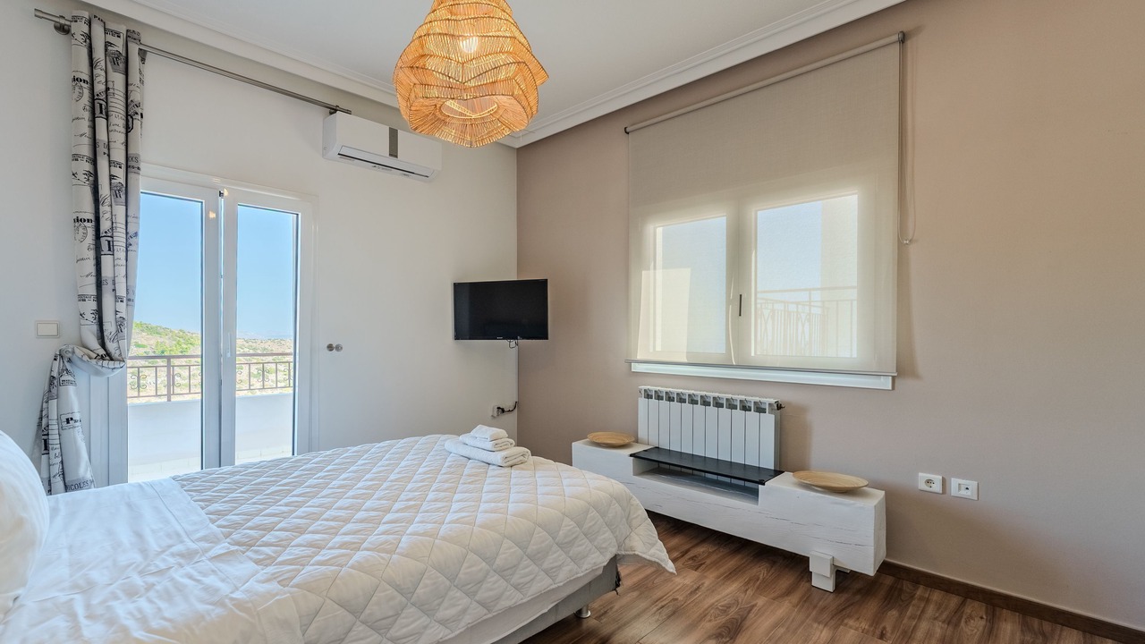Photo of Bedroom in Voula