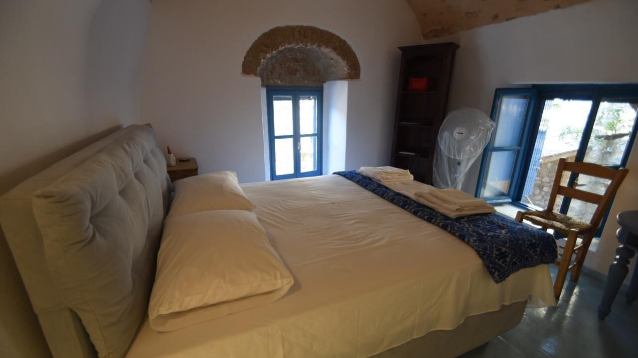 Photo of Bedroom in Avgonima