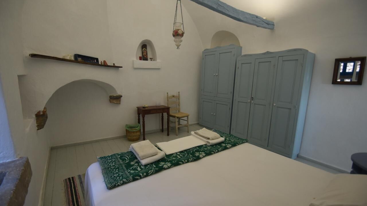 Photo of Bedroom in Avgonima