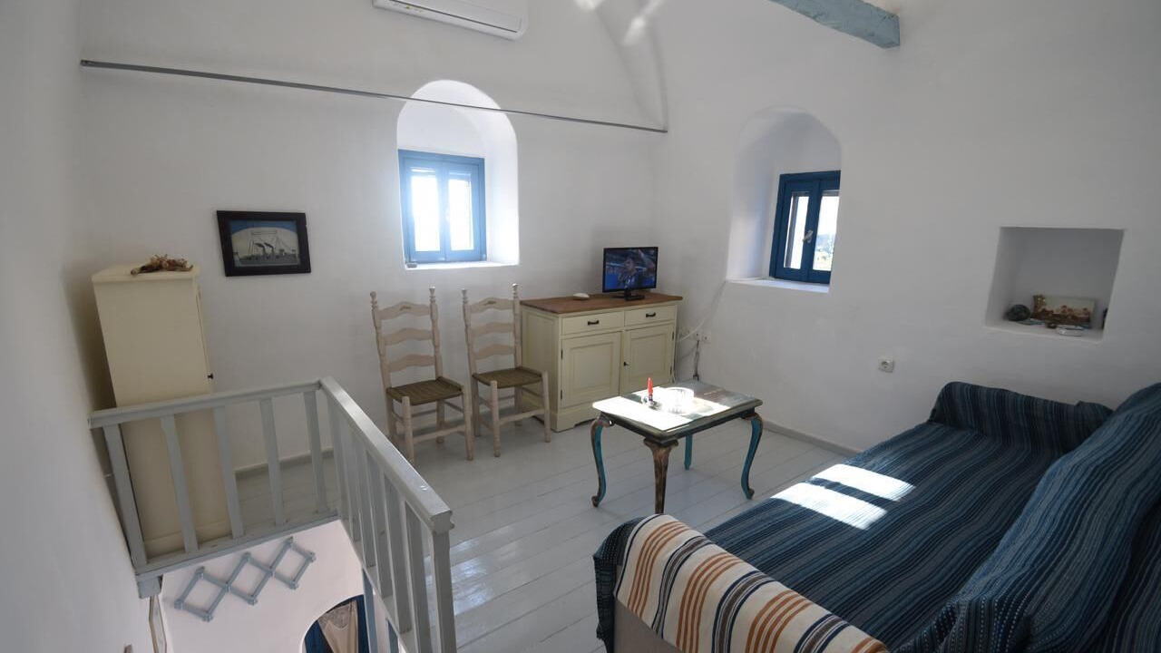 Photo of Livingroom in Avgonima