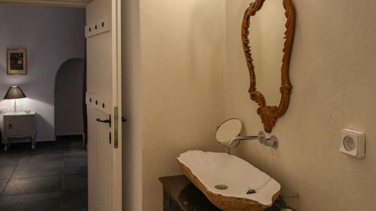 Photo of Bathroom in Emporio